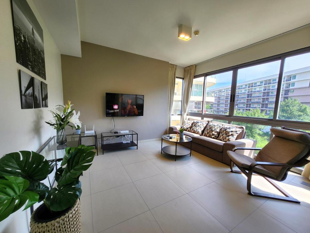 פאטאיה Unixx Oasis : Grandeur 2Br Suite מראה חיצוני תמונה